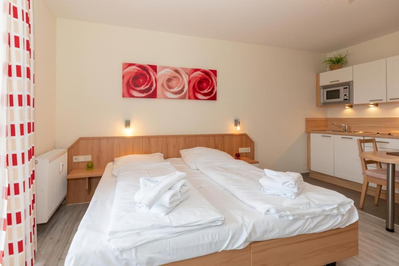 Yachthafenresidenz Apartment Ostseebad Kühlungsborn Екстериор снимка